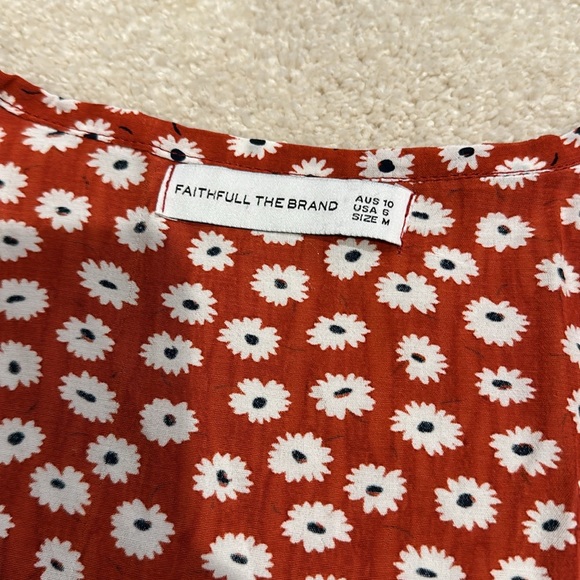 Faithfull the Brand Teguise Red Floral Print Tie-Front Top - Picture 5 of 7